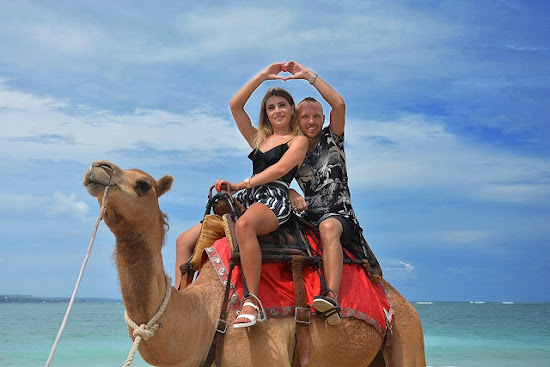 CAMEL RIDING ADVENTURE