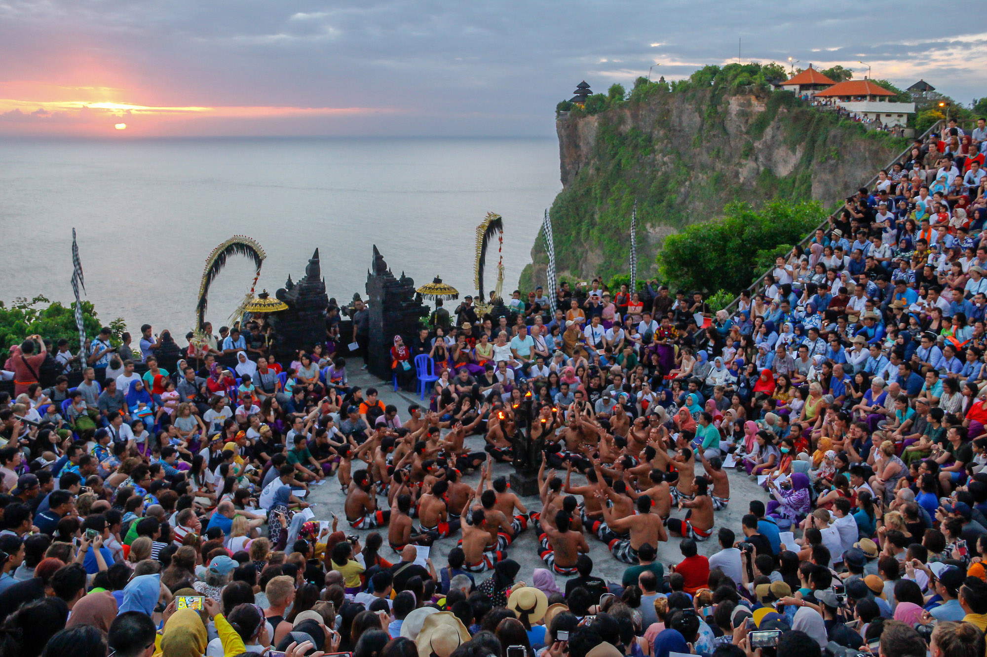 BEACH TOUR & ULUWATU
